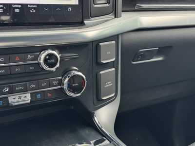 2025 Ford F150 Crew Cab, $61593. Photo 8