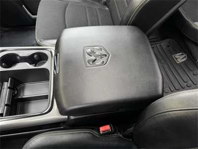 2017 RAM 1500 Crew Cab, $24998. Photo 10