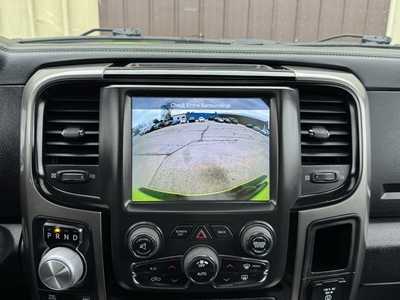 2017 RAM 1500 Crew Cab, $24998. Photo 4