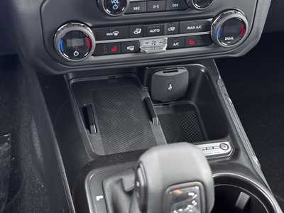 2025 Ford Bronco, $43806. Photo 7
