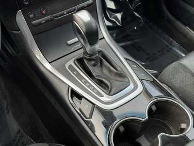 2015 Ford Edge, $13899. Photo 7