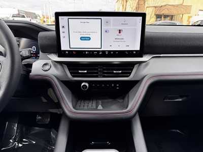 2025 Ford Explorer, $45998. Photo 2