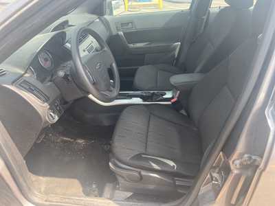 2011 Ford Focus, $5499. Photo 3