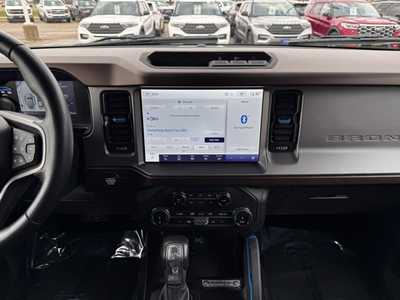 2022 Ford Bronco, $38998. Photo 2