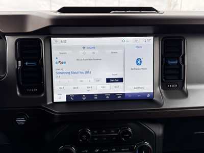 2022 Ford Bronco, $38998. Photo 4