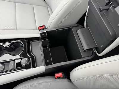 2025 Ford Explorer, $55467. Photo 9