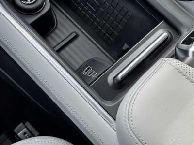 2025 Ford Expedition Max, $89998. Photo 10
