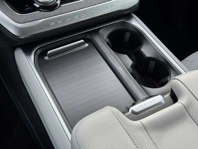 2025 Ford Expedition Max, $89998. Photo 8