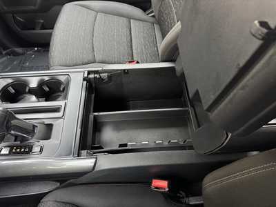 2021 Ford F150 Crew Cab, $38998. Photo 12