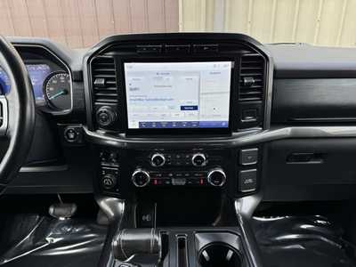 2021 Ford F150 Crew Cab, $38998. Photo 2