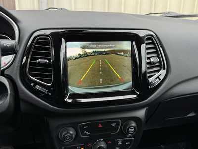 2019 Jeep Compass, $17998. Photo 4