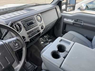 2016 Ford F250 Crew Cab, $32998. Photo 7