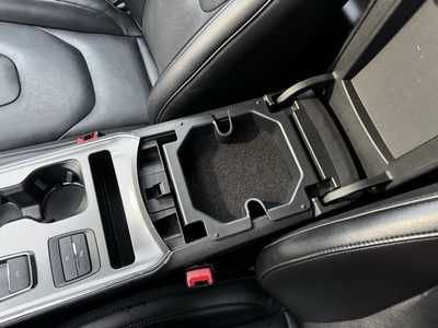 2022 Ford Edge, $24998. Photo 12
