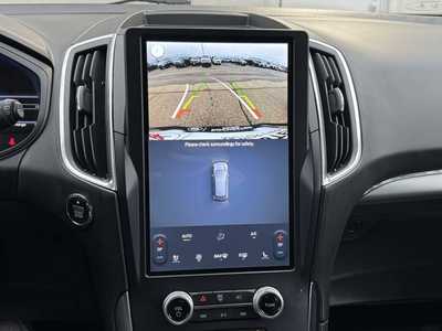 2022 Ford Edge, $24998. Photo 4
