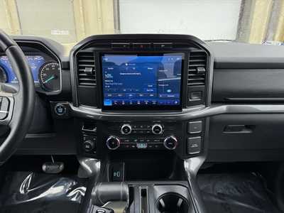 2022 Ford F150 Crew Cab, $39998. Photo 2