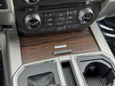 2015 Ford F150 Crew Cab, $21998. Photo 9