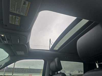 2022 Ford F150 Crew Cab, $48998. Photo 2
