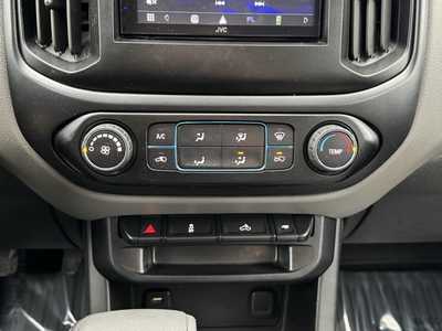 2015 Chevrolet Colorado Crew Cab, $15998. Photo 5