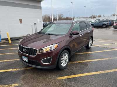 2017 Kia Sorento, $12998. Photo 2