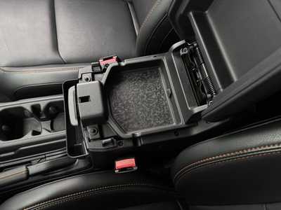 2023 Jeep Gladiator, $39998. Photo 12