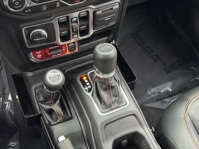 2023 Jeep Gladiator, $39998. Photo 8