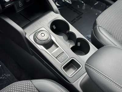 2025 Ford Escape, $34058. Photo 8