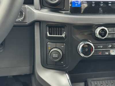 2025 Ford F150 Crew Cab, $49600. Photo 6