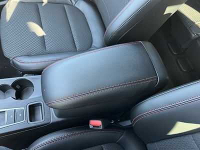 2025 Ford Escape, $32630. Photo 10