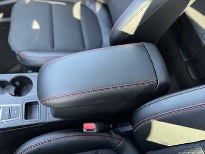 2025 Ford Escape, $34067. Photo 10