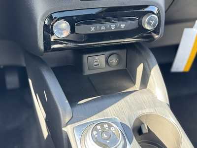 2025 Ford Escape, $34067. Photo 6