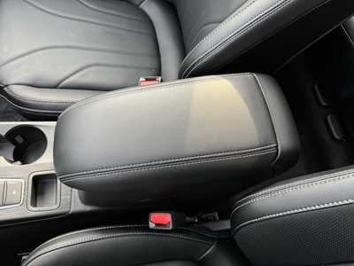 2025 Ford Escape, $38040. Photo 10