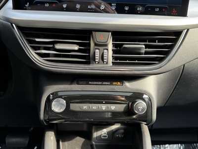 2025 Ford Escape, $38040. Photo 5