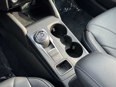 2025 Ford Escape, $38040. Photo 8
