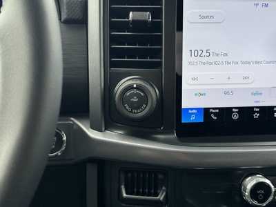 2025 Ford F150 Crew Cab, $53198. Photo 5