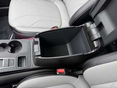 2025 Ford Escape, $37967. Photo 12