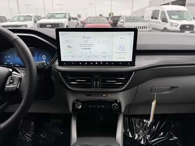 2025 Ford Escape, $37967. Photo 2
