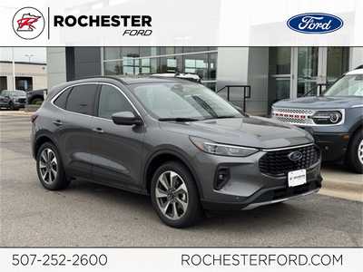 2025 Ford Escape, $37967. Photo 1