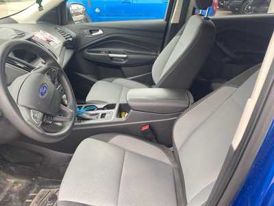 2019 Ford Escape, $15998. Photo 3