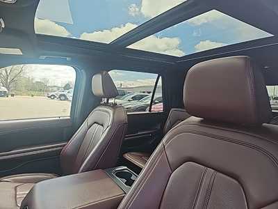 2022 Ford Expedition Max, $50998. Photo 3