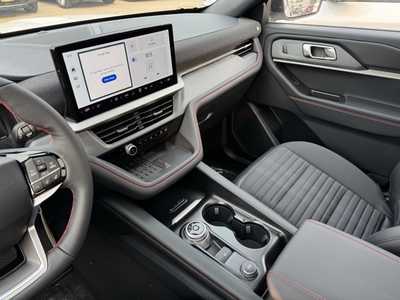 2025 Ford Explorer, $47155. Photo 8