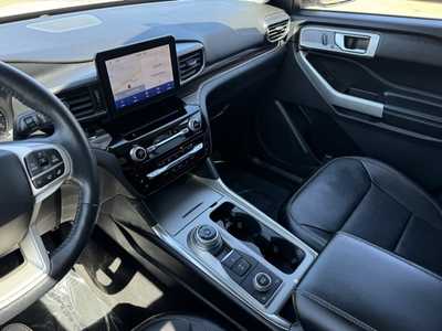 2022 Ford Explorer, $36499. Photo 8