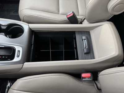 2017 Honda Pilot, $18499. Photo 12