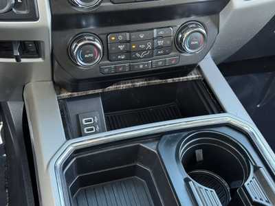 2019 Ford F250 Crew Cab, $25998. Photo 9