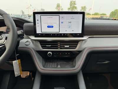 2025 Ford Explorer, $47654. Photo 2