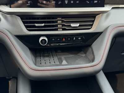 2025 Ford Explorer, $47654. Photo 5