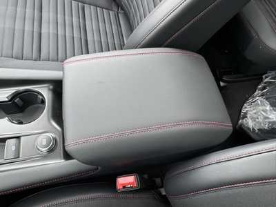 2025 Ford Explorer, $47654. Photo 11