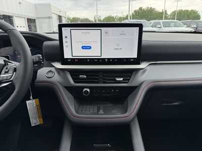 2025 Ford Explorer, $47654. Photo 2