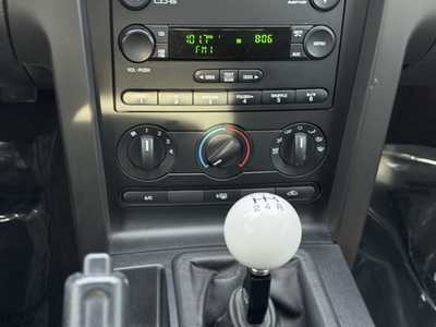2007 Ford Mustang, $18998. Photo 4