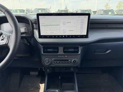 2025 Ford Maverick, $41798. Photo 2