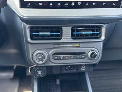 2025 Ford Maverick, $41798. Photo 5
